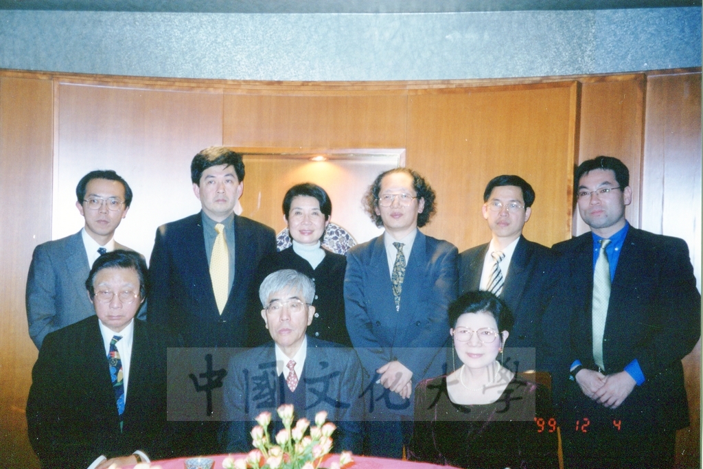 1999年12月4日日本東京國際大學校長金子泰雄拜會董事長張鏡湖並贈與地震賑災捐款日幣二十萬元的圖檔，第5張，共5張