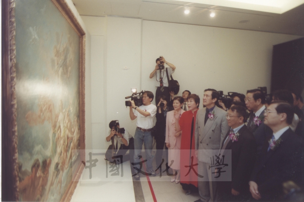 2000年10月1日教育部長曾志朗、台北市長馬英九參觀「西洋名畫展」的圖檔，第9張，共23張