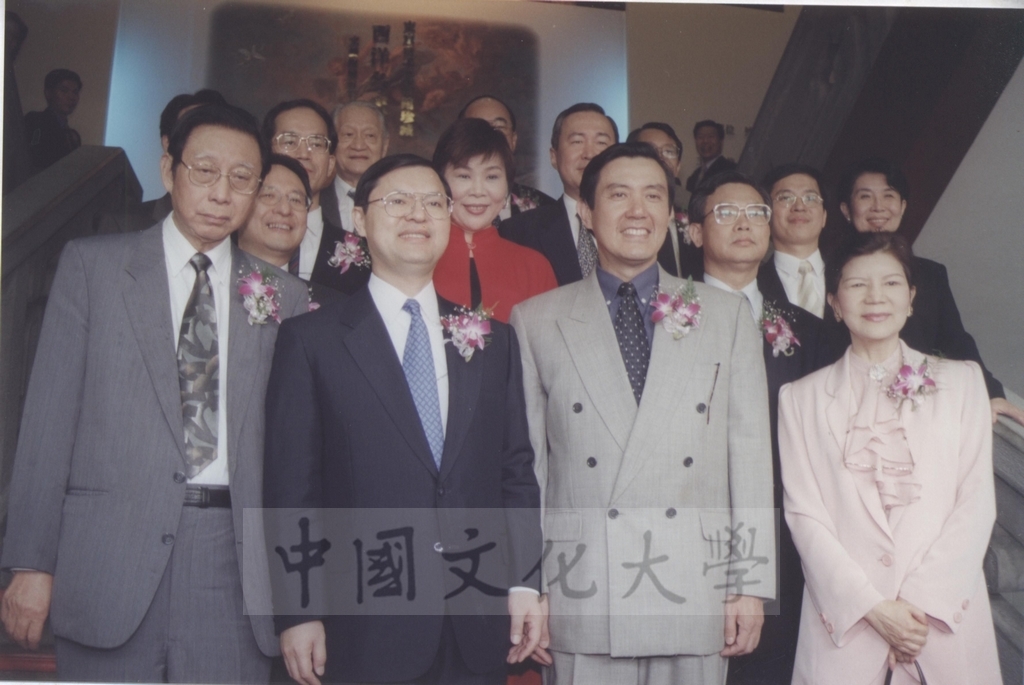 2000年10月1日教育部長曾志朗、台北市長馬英九參觀「西洋名畫展」的圖檔，第22張，共23張