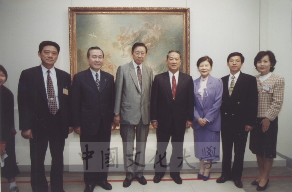 2000年11月28日全台灣省省主席、親民黨主席宋楚蒞臨國父紀念館參觀「西洋名畫展」的圖檔，第9張，共10張