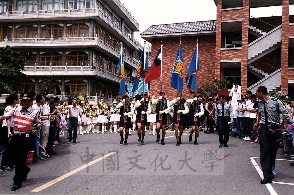 2001年6月8日中國文化大學八十九學年度畢業典禮的圖檔，第4張，共15張