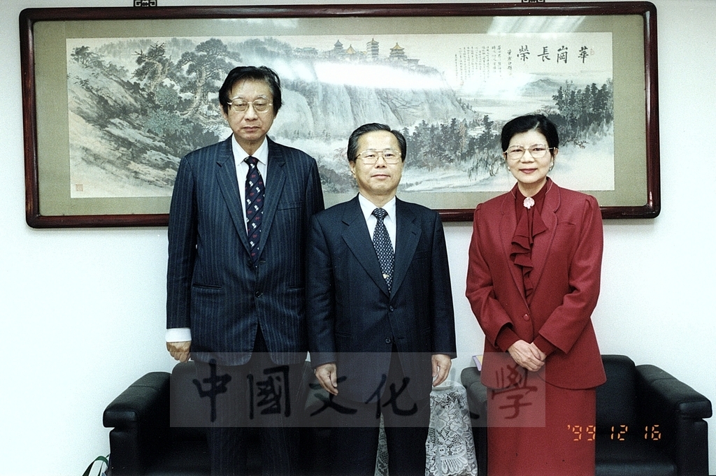 1999年12月16日舉行本校與韓國仁荷大學締結姐妹校簽約儀式的圖檔，第8張，共8張