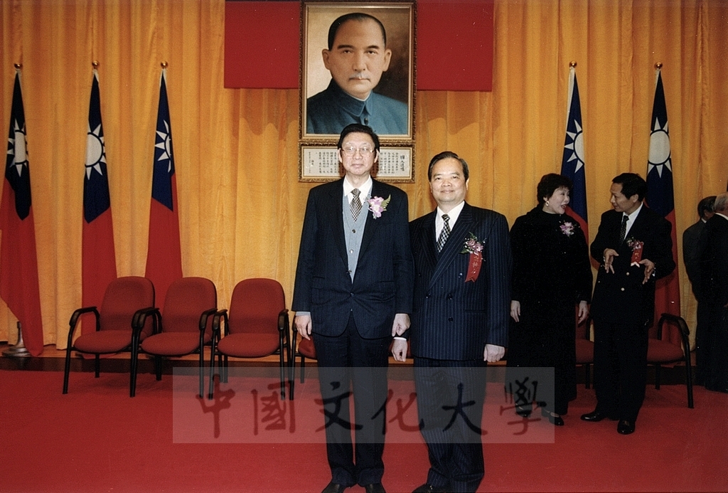 2000年3月1日中國文化大學建校38週年校慶慶祝大會的圖檔，第12張，共18張