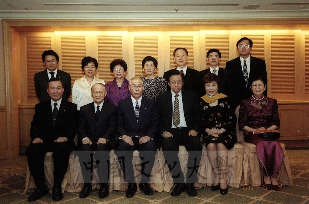 2000年5月5日日本創價學會理事長和田榮一蒞臨本校參訪並拜會董事長張鏡湖的圖檔，第5張，共5張