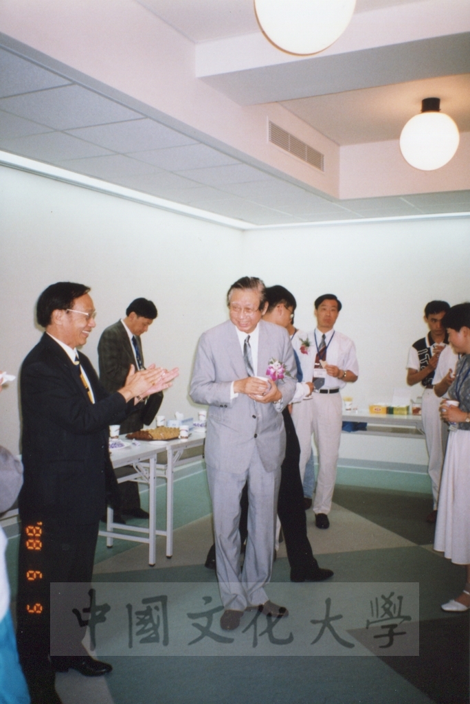 1999年6月9-12日中華發展基金管理委員會委託本校舉辦「跨世紀兩岸大學生研習營」的圖檔，第3張，共5張