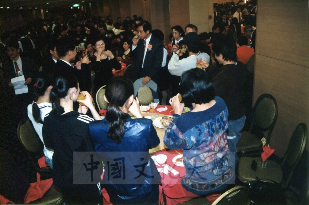 1999年3月1日中國文化大學建校37週年校慶慶祝晚會的圖檔，第31張，共33張