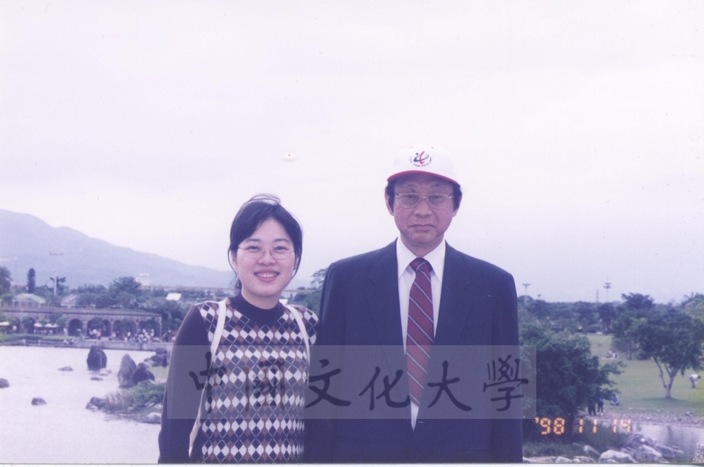 1998年11月14-15日董事長張鏡湖參加華岡藝校太平山自強活動的圖檔，第2張，共19張