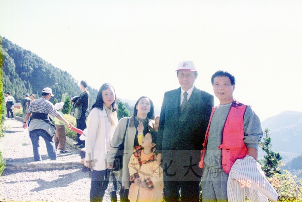 1998年11月14-15日董事長張鏡湖參加華岡藝校太平山自強活動的圖檔，第18張，共19張