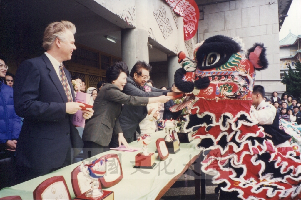 1997年3月1日中國文化大學建校35週年校慶慶祝大會的圖檔，第1張，共13張