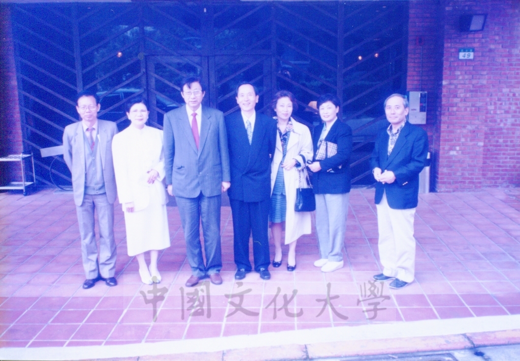 1997年3月21日韓國慶南大學校長朴在圭及夫人金仙香等一行7人蒞校訪問並與本校締結姊妹校的圖檔，第20張，共28張