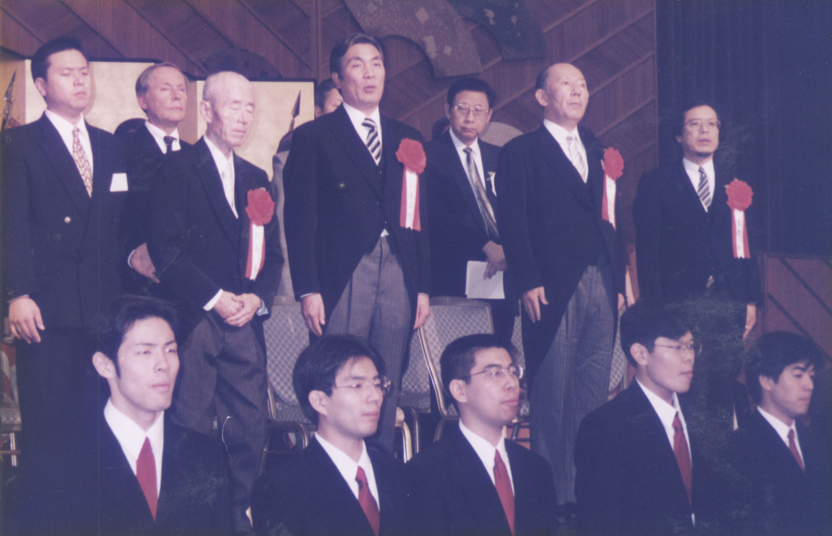 1997年11月4日董事長張鏡湖帶領校長林彩梅、教授宋越倫、總務長唐彥博、日文系主任徐興慶參加國士館創立80週年紀念典禮的圖檔，第5張，共13張
