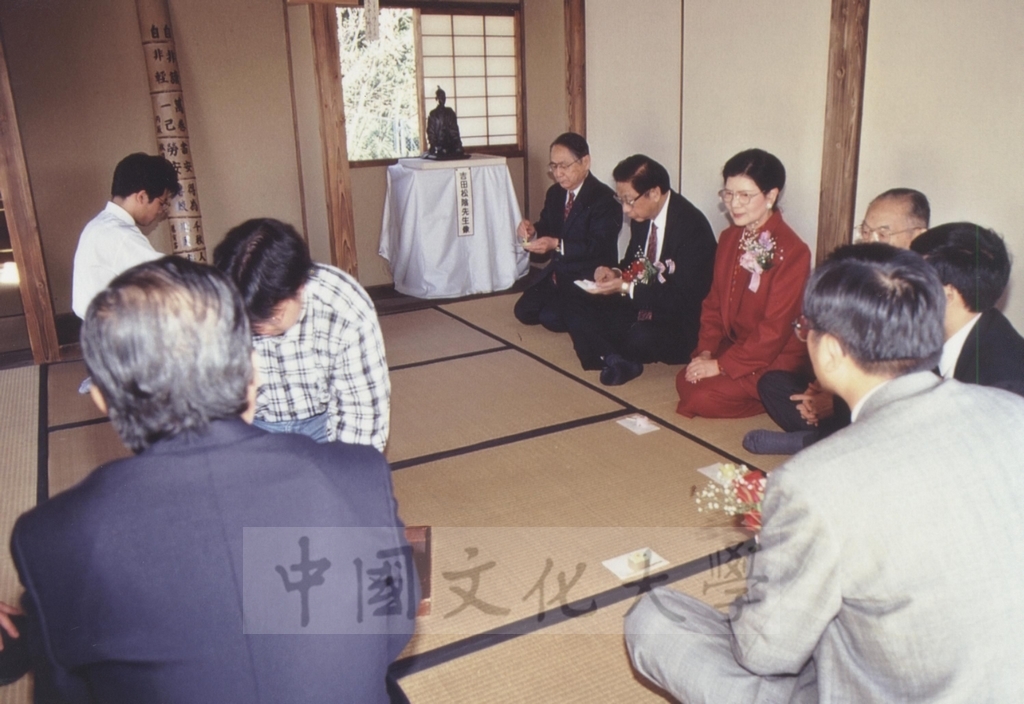 1997年11月7日董事長張鏡湖帶領校長林彩梅、教授宋越倫、總務長唐彥博、日文系主任徐興慶訪問德山大學的圖檔，第8張，共32張