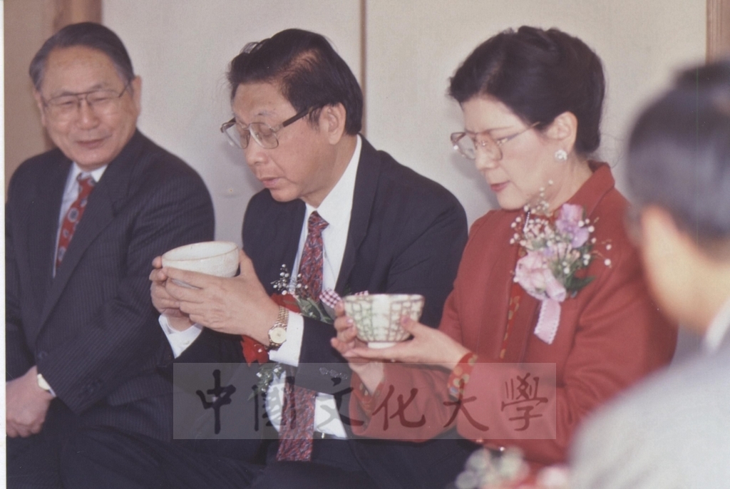 1997年11月7日董事長張鏡湖帶領校長林彩梅、教授宋越倫、總務長唐彥博、日文系主任徐興慶訪問德山大學的圖檔，第9張，共32張