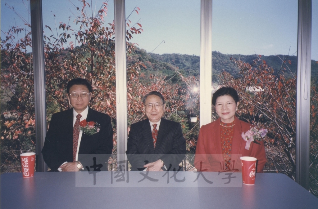 1997年11月7日董事長張鏡湖帶領校長林彩梅、教授宋越倫、總務長唐彥博、日文系主任徐興慶訪問德山大學的圖檔，第14張，共32張