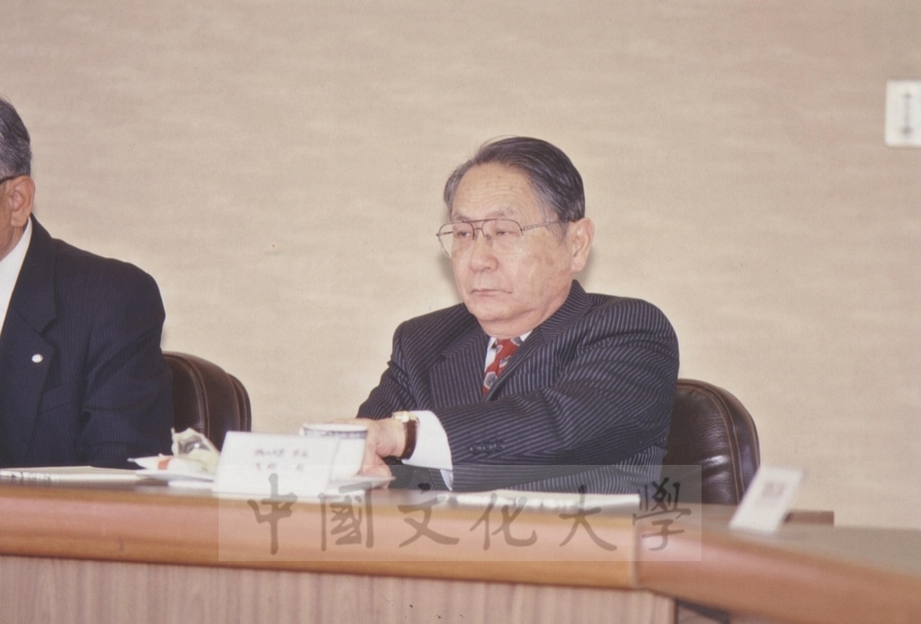 1997年11月7日董事長張鏡湖帶領校長林彩梅、教授宋越倫、總務長唐彥博、日文系主任徐興慶訪問德山大學的圖檔，第26張，共32張