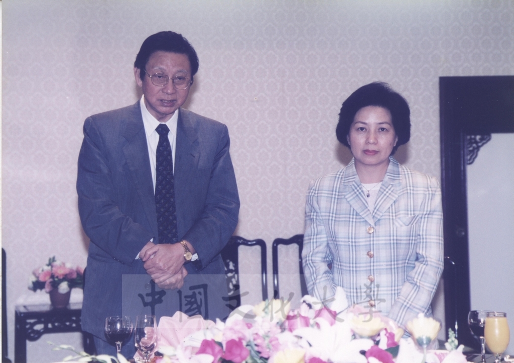 2000年5月19日韓國慶南大學理事長趙根沃率訪問團蒞校參訪的圖檔，第23張，共27張