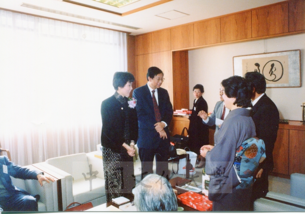 1992年1月3日日本別府大學與中國文化大學共同舉辦合同書道展（書法聯展）開幕典禮的圖檔，第37張，共123張