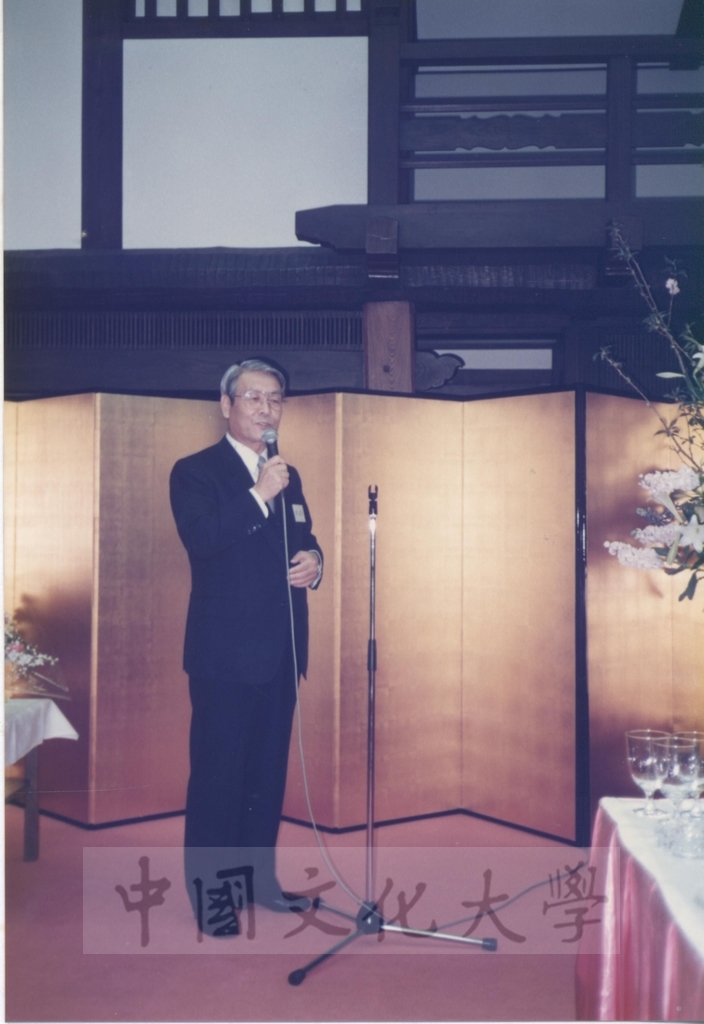1991年4月3日董事長張鏡湖一行五人參加由日本友人姚旭燈先生、櫻井英太郎先生、關正夫先生等人於日本石油公司貴賓館所舉行的歡迎酒會的圖檔，第9張，共36張