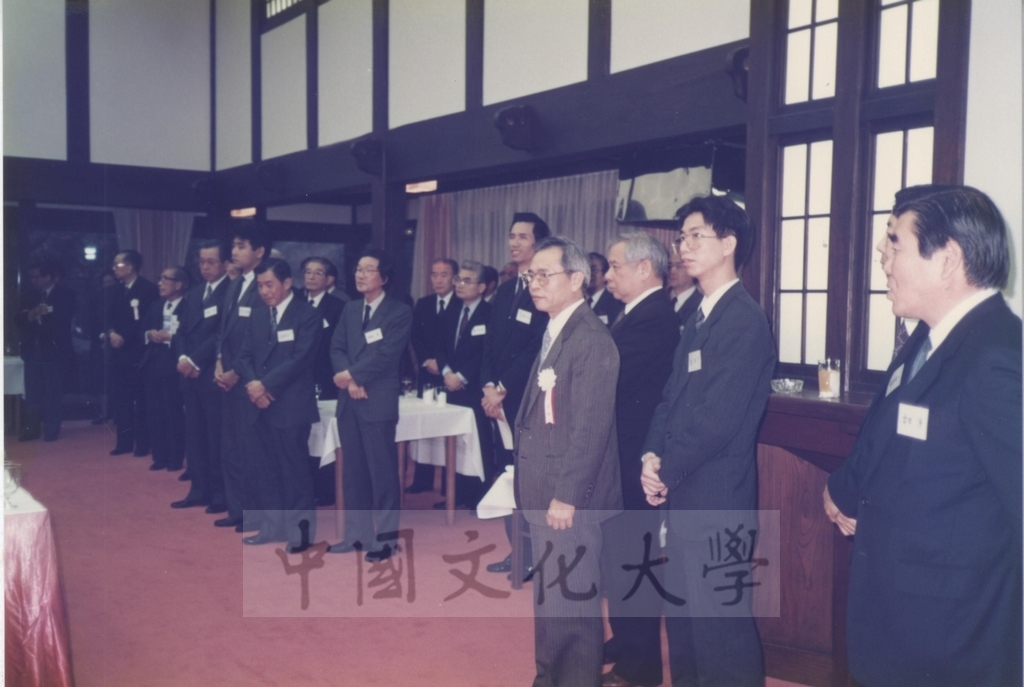 1991年4月3日董事長張鏡湖一行五人參加由日本友人姚旭燈先生、櫻井英太郎先生、關正夫先生等人於日本石油公司貴賓館所舉行的歡迎酒會的圖檔，第33張，共36張