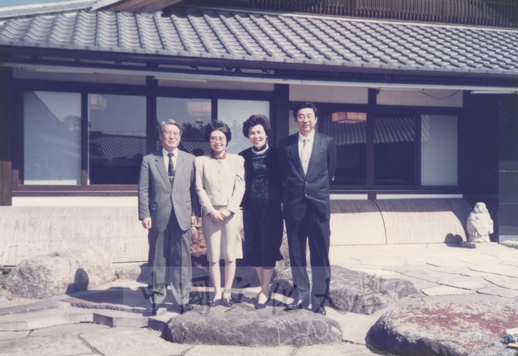 1991年4月5日董事長張鏡湖一行五人參訪日本筑波大學的圖檔，第9張，共10張