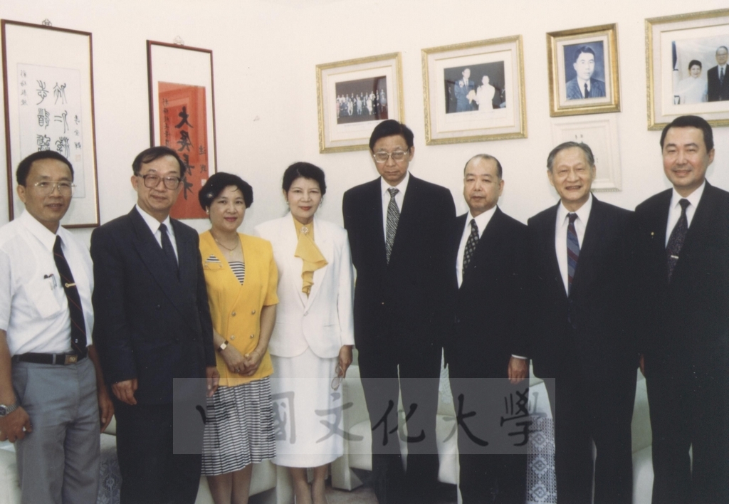 1994年9月6日日本創價大學理事長岡安博司蒞校參訪並拜會董事長張鏡湖的圖檔，第2張，共3張