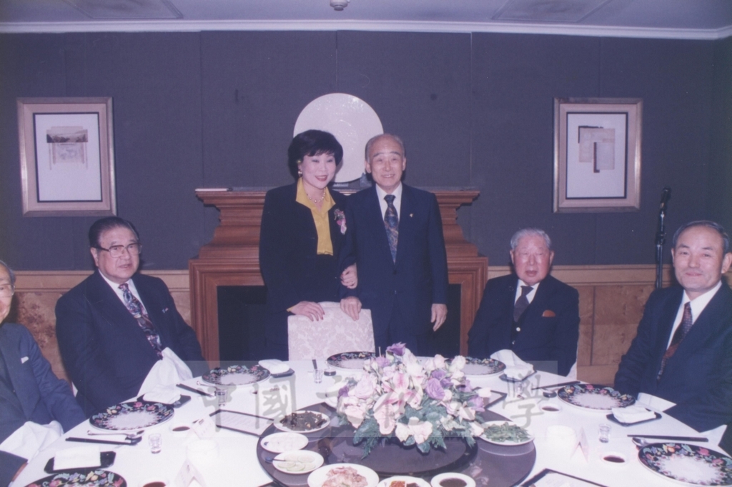 1995年3月7日韓國慶熙大學總長趙永植來華訪問的圖檔，第8張，共12張