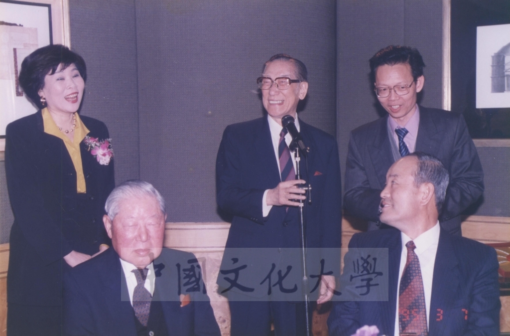 1995年3月7日韓國慶熙大學總長趙永植來華訪問的圖檔，第10張，共12張