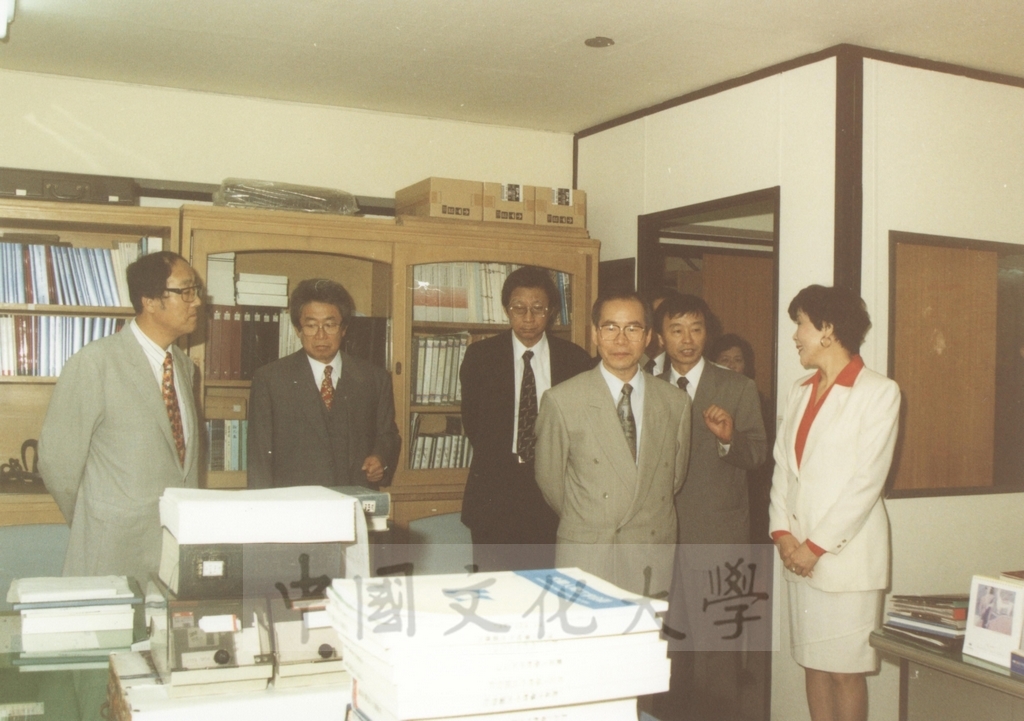 1995年9月28日至10月1日董事長張鏡湖率同董事穆閩珠、學務長陳嘉遠、韓文系副教授吳惠純出訪韓國的圖檔，第17張，共48張