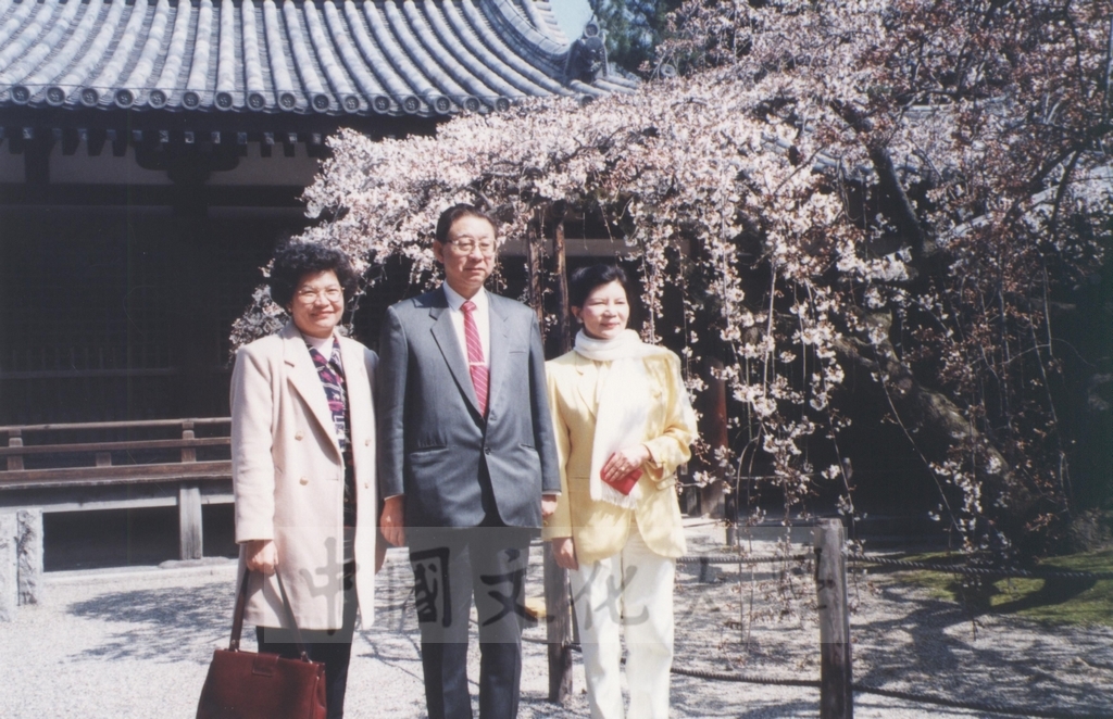 1996年4月2日至6日本校舉行「東瀛賞櫻之旅」教職員工自強活動的圖檔，第4張，共11張
