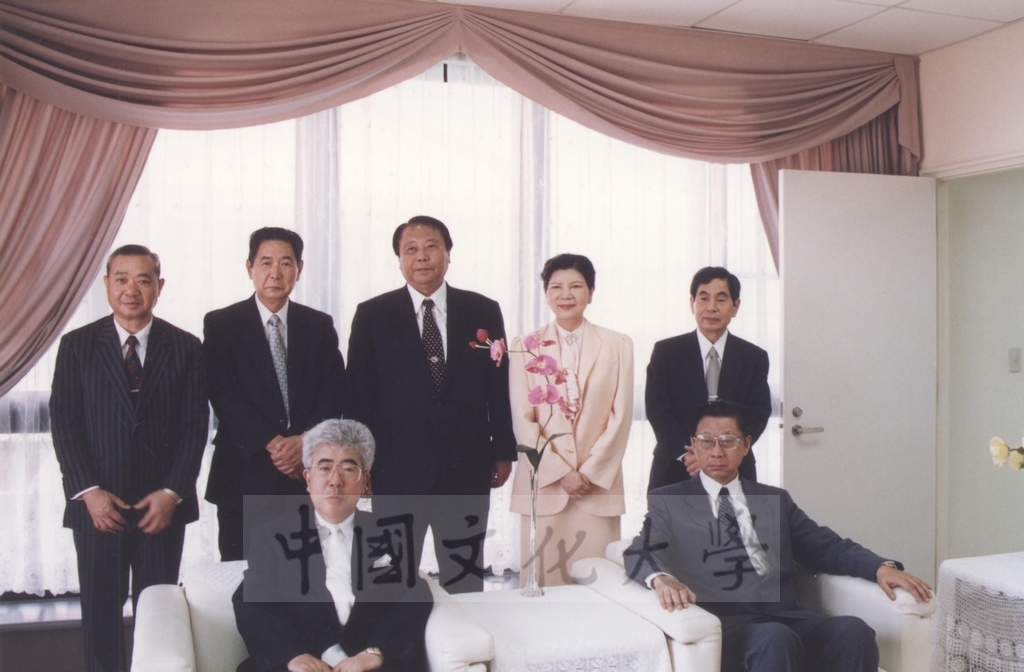 1996年6月3日舉行本校與日本東京國際大學學術文化交流協議簽訂儀式的圖檔，第3張，共3張