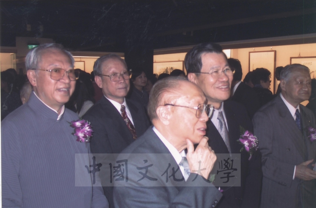 2003年4月11日台灣創價學會舉辦「盡攜書畫到天涯─歐豪年作品展」開幕剪綵的圖檔，第30張，共66張