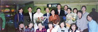 1999年12月3日董事長張鏡湖率領代表團出訪日本飛抵日本成田機場的圖片