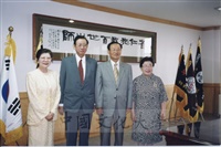 2002年6月15日董事長張鏡湖前往韓國湖南大學拜會湖南大學董事長朴基仁伉儷、校長尹亨燮先生的圖片