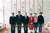 2001年12月27日警政署署長王進旺率署內主管蒞臨本校參訪並拜會董事長張鏡湖的圖片