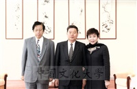 2000年3月29日中華民國私立學校文教協會理事長羅傳進蒞校參訪並拜會董事長張鏡湖的圖片
