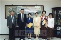 1999年9月3日楊萬運博士榮任本校八十八學年度外語學院院長的圖片