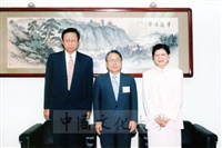 1998年9月3日日本姐妹校德山大學校長淺野一郎率訪問團蒞臨本校參訪的圖片