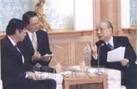2003年3月24日董事長張鏡湖率訪問團拜會國際創價學會(SGI)會長池田大作先生並出席池田會長的歡宴的圖片