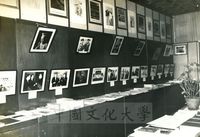 第一屆國際華學會議與會代表參觀文物展覽場所的圖片