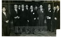 日本前首相岸信介以中日合作策進會日方代表來華訪問與創辦人張其昀晤談的圖片