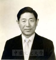 中華學術院名譽哲士日本僑領陳福坡先生大頭照的圖片