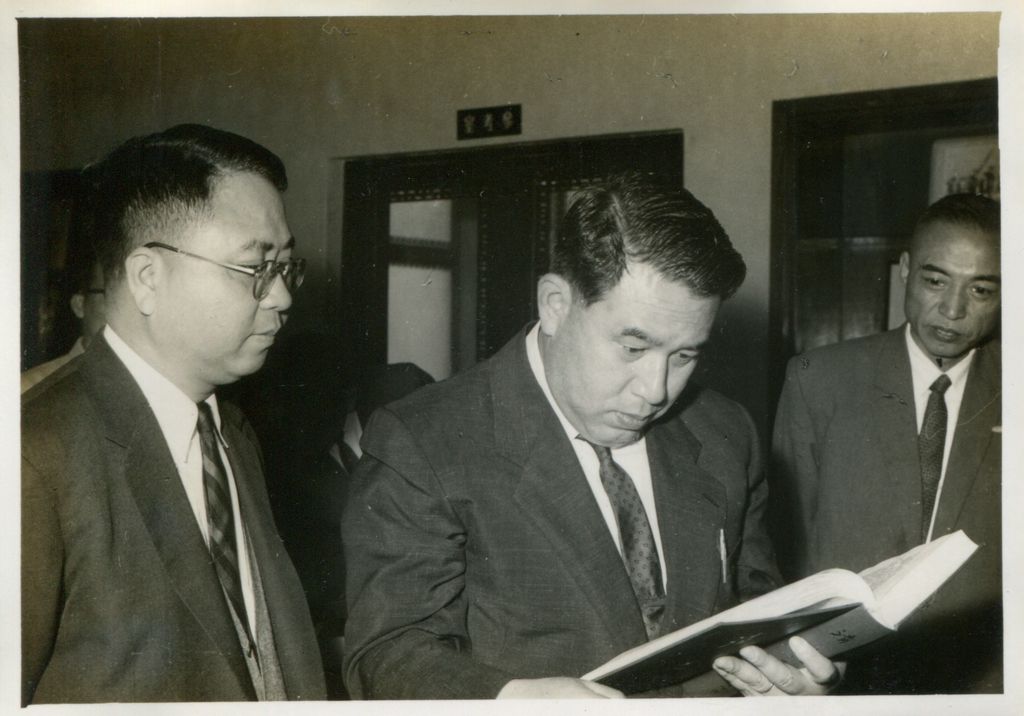日本國會圖書館會計課長酒井悌先生蒞臨國防研究院參訪的圖檔，第1張，共1張