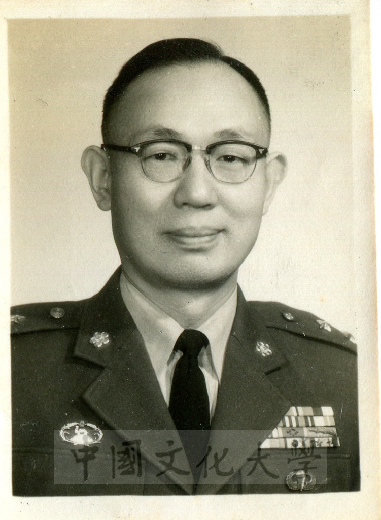 國防研究院第五期研究員簡立先生的圖檔，第1張，共1張