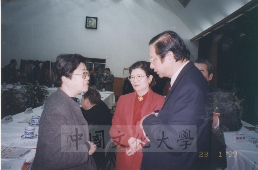 1999年1月23日董事長張鏡湖獲頒國際歐亞科學院院士授證典禮的圖檔，第2張，共20張