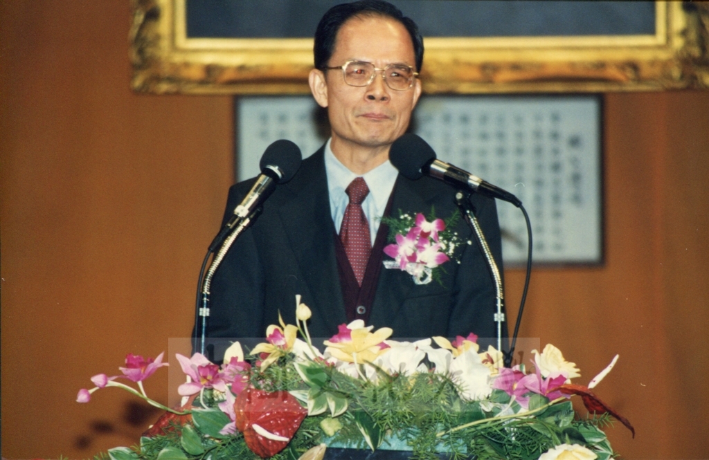 1998年3月1日本校建校36週年校慶大會暨倉田寬之名譽法學博士學位頒贈典禮的圖檔，第16張，共35張