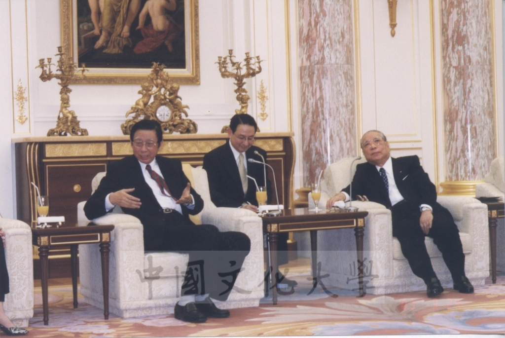 2003年3月24日董事長張鏡湖率訪問團拜會國際創價學會(SGI)會長池田大作先生並出席池田會長的歡宴的圖檔，第3張，共12張