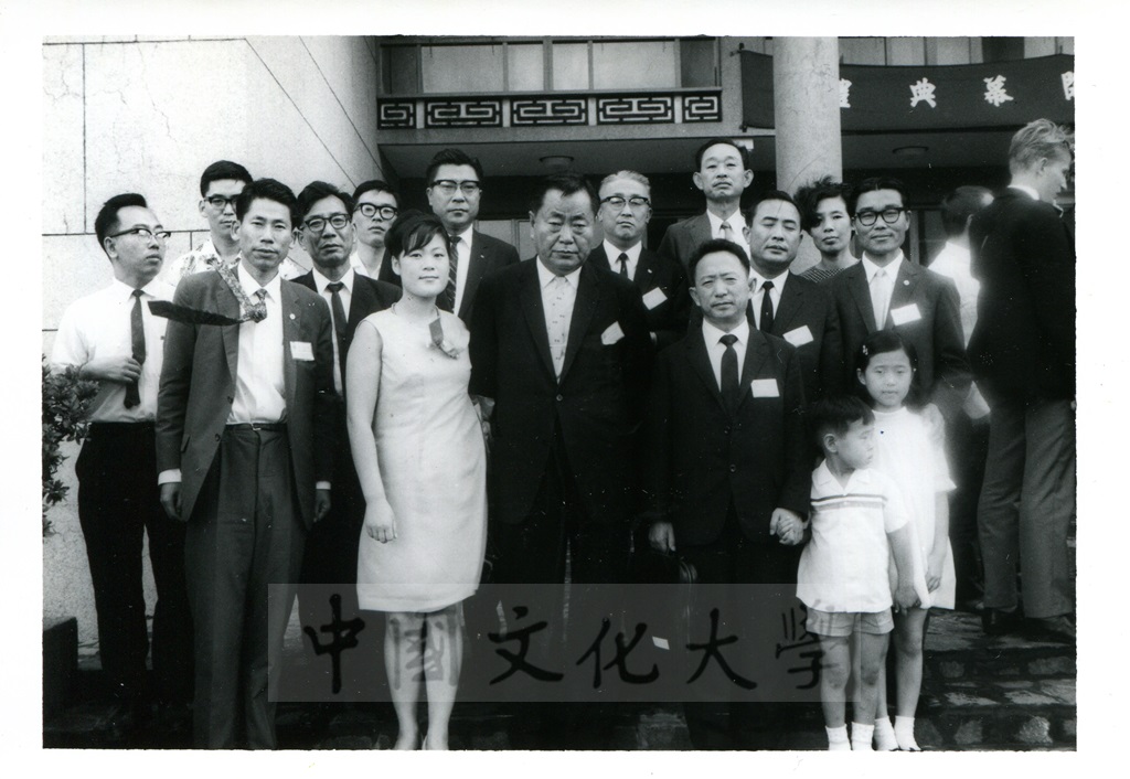 第一屆華學會議閉幕的圖檔，第1張，共1張