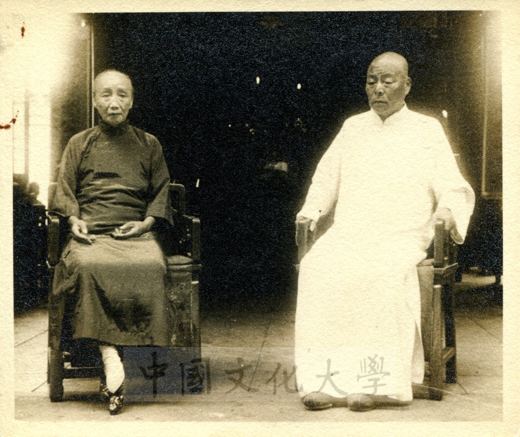 創辦人張其昀之父母親的圖檔，第1張，共1張