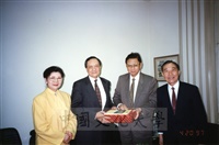 1997年4月20日及21日董事長張鏡湖帶領校長林彩梅、學務長高輝、俄研所所長明驥及國際學術合作組組長孫德宜拜會駐俄羅斯代表處及莫斯科大學的圖片