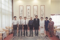 2000年6月22日大陸大學出版社蒞校參觀並拜會董事長張鏡湖、校長林彩梅的圖片